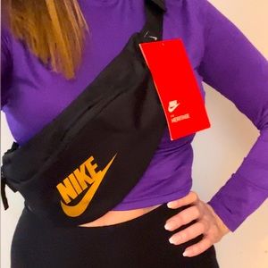 Nike belt bag